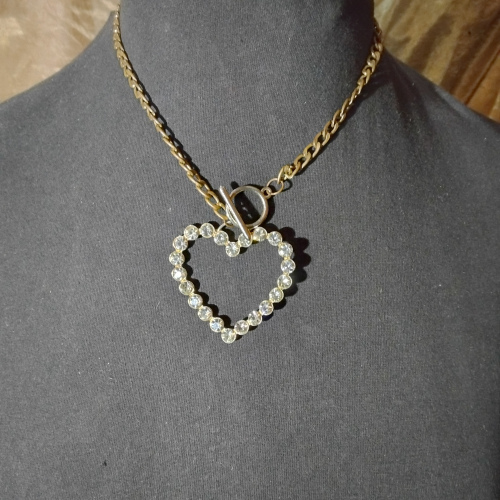 big diamond heart pendant gold necklace