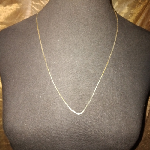 plain sleek gold chain