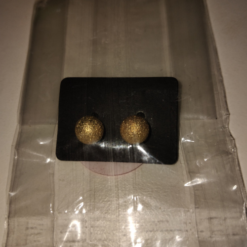 gold ball studs