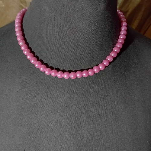 dark pink beaded necklace