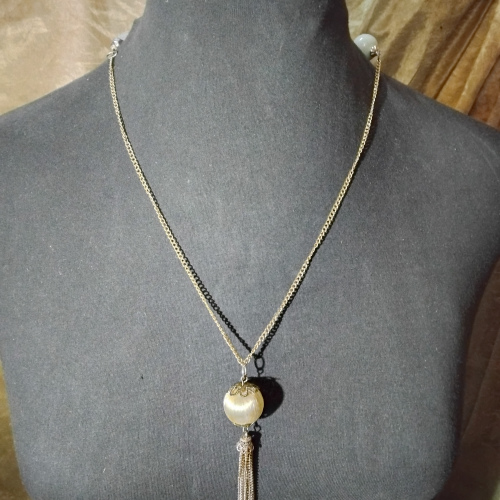 ball tassle pendant gold chain